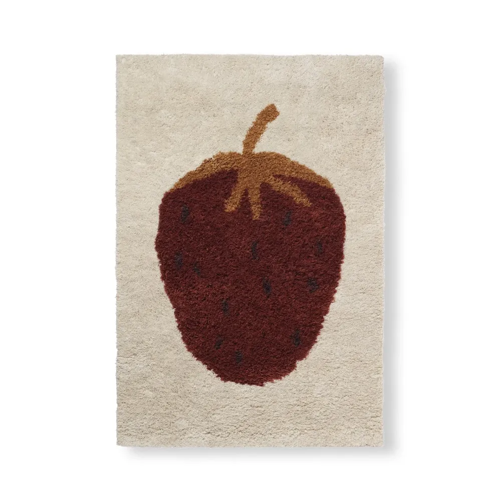Tapis tuftés Fraise Fruiticana S de Trine Andersen - Ferm Living