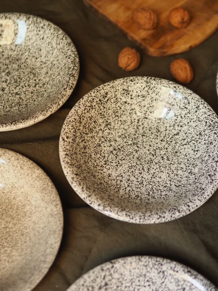 Assiettes creuses en céramique