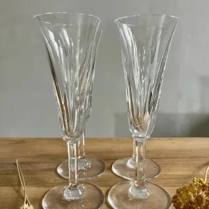 4 coupes à champagne en cristal