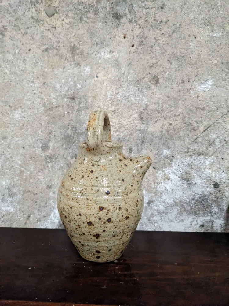 6 TASSES & PICHET EN GRÈS